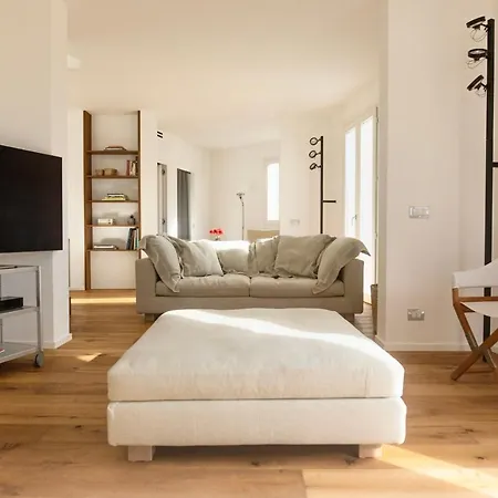 Welive - Luxury Aparthotel 2*