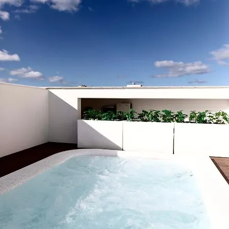 Welive - Luxury Aparthotel 2*